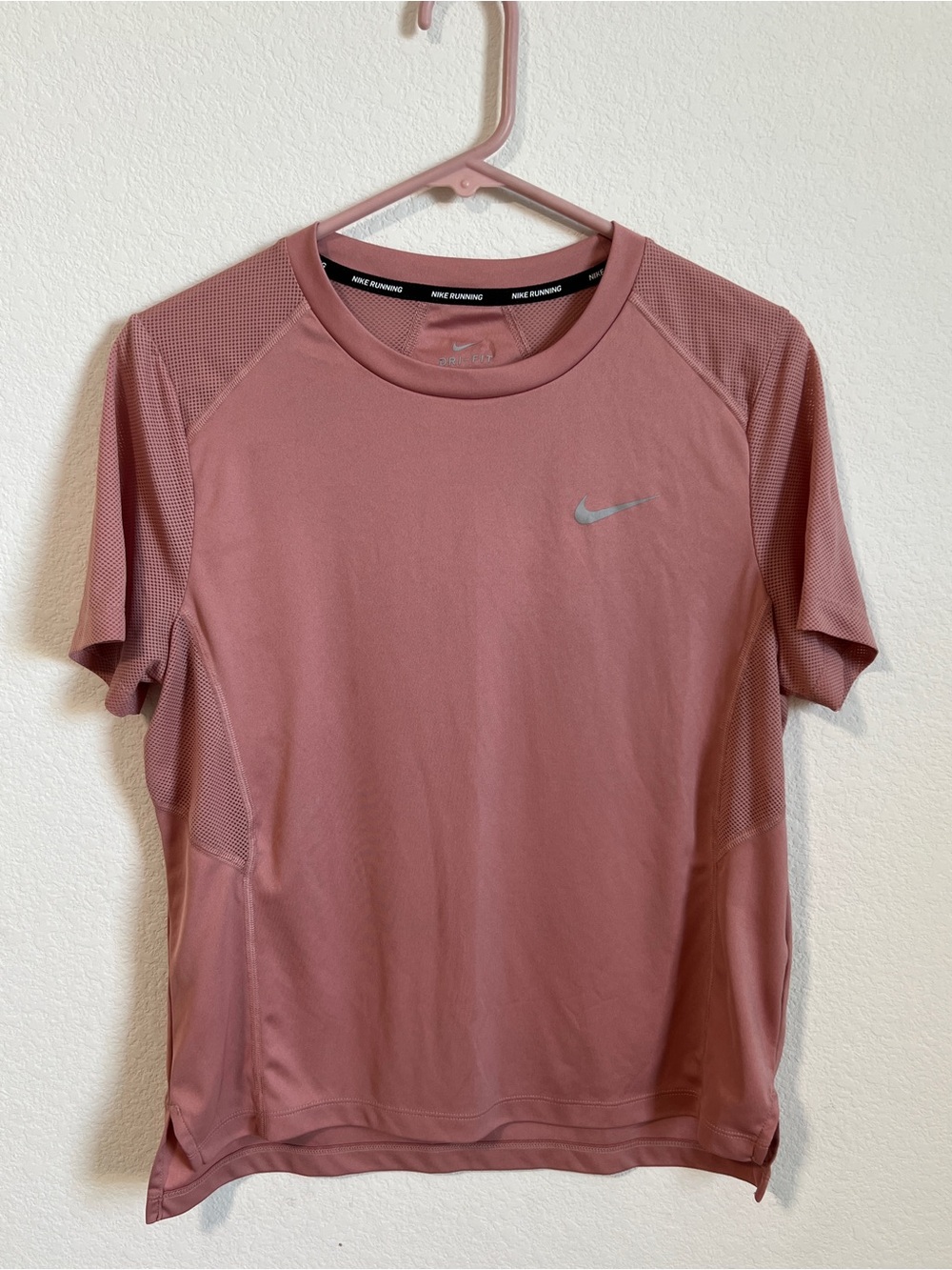 Nike Women's Short Sleeve Training Tee - Dusty Rose Pink